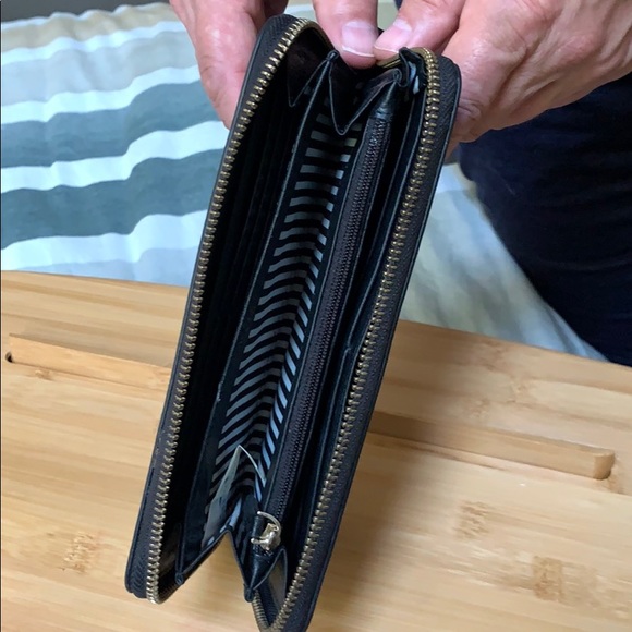 Black Kate Spade wallet - Picture 5 of 6